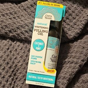 Guru Nanda Natural Whitening Pulling Oil